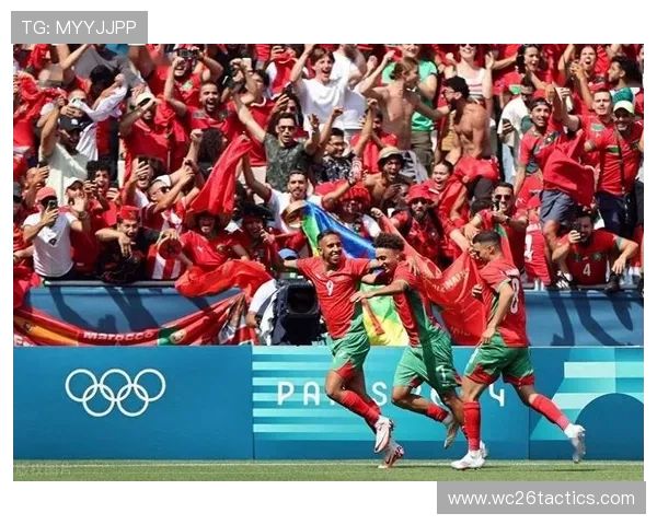 阿根廷夺冠后球迷狂欢场面与社会影响力的广泛传播与讨论 阿根廷夺冠后球迷狂欢场面与社会影响力的广泛传播与讨论